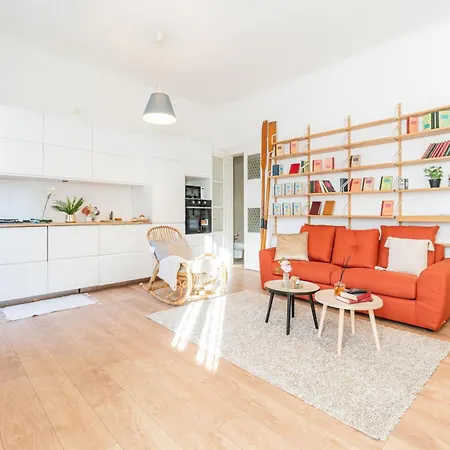 Fuga Tra Citta E Lungolago A Desenzano Apartamento