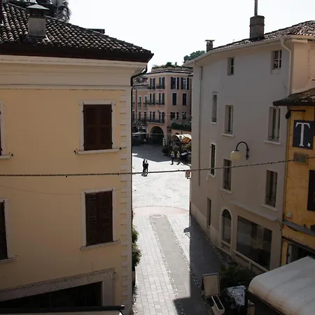Fuga Tra Citta E Lungolago A Desenzano Apartamento