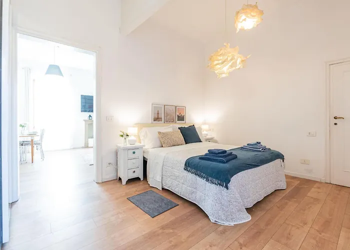 Fuga Tra Citta E Lungolago A Desenzano Apartamento *